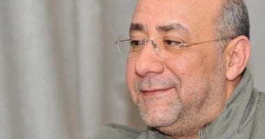 بهاء الدين محمد يطلب من متابعيه الدعاء لشقيقه قبل جراحة القلب المفتوح