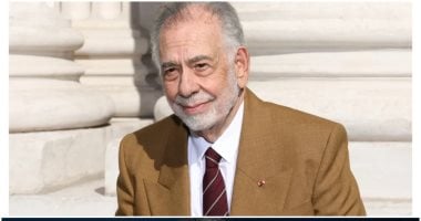 تكريم فيرنر هرتزوج لفرانسيس فورد كوبولا قبل تسلّمه الأسد الذهبي