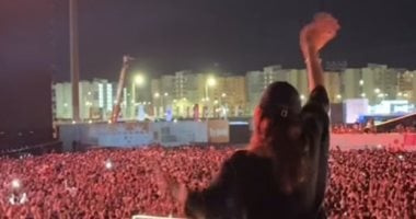 ظهور أنغام المفاجئ في حفل كايروكي يتصدر التريند بسبب رسالتها