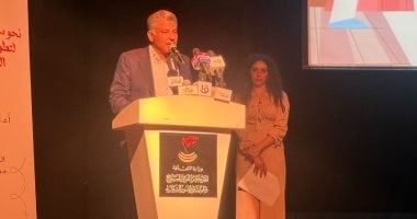 عادل حسان: عرضنا مشروع مهرجان وطني للمسرح المدرسي لوزير الثقافة