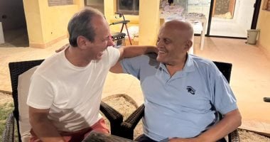 عمرو سليم يعبر عن فرحته بلقاء مجدي يعقوب في حياته.