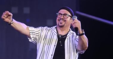 غداً على مسرح المحكى: هشام عباس وكايرو كافيه وفلكلور كازاخستان.