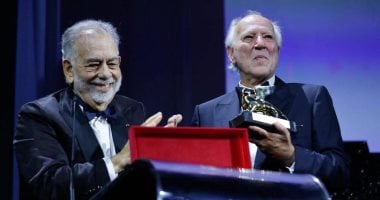فيرنر يُكرَّم بجائزة الأسد الذهبي في فينيسيا وفوردكوبولا يحتفي به