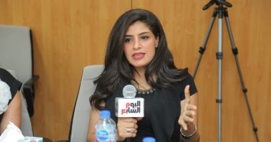 نادية حسن سعيدة بدورها في “دارك شوكلت” وتجسد شخصية رحمة المترددة.