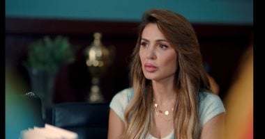 نجلاء بدر تشك في وفاة زوجها وزيارة قبره للتحقق