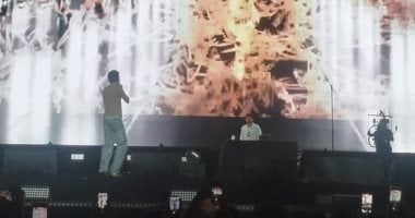 ويجز يضيء مهرجان العلمين بأداء مميز لأغنية “خسرت الشعب”