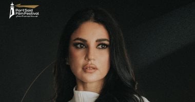 تكريم الفنانة درة في افتتاح مهرجان بورسعيد السينمائي الدولي الأول