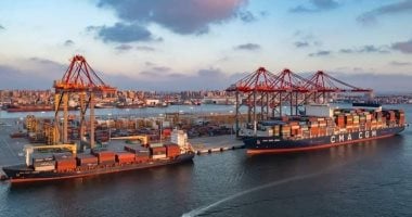 أبو قير للأسمدة تصدر لـ10 دول.. وتحقق 2 مليار جنيه صادرات في 3 شهور