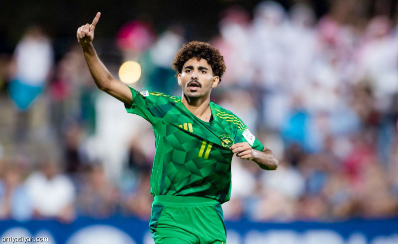 النصر ونيوم والاتحاد تطلب موهبة الأخضر
                                                2025.11.13 | 07:51 pm
                                                كشفت لـ «الرياضية» مصادرُ خاصَّةٌ، الخميس، عن أنَّ أندية النصر ونيوم والاتحاد، وضعت صبري دهل، لاعب وسط فريق الفيحاء والمنتخب السعودي تحت 17 عامًا لكرة القدم، ضمن اهتماماتها، تمهيدًا لمحاولة ضمّه خلال فترة الانتقالات  ...