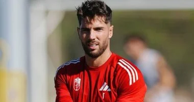 استبعاد نجل زين الدين زيدان يثير ردود فعل متباينة حول معسكر الجزائر