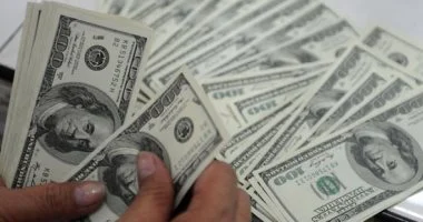 الدولار يستقر أمام الجنيه.. أسعار الجمعة 14-11-2025