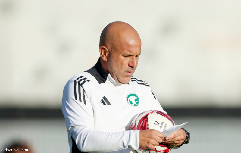 راديسون يحتضن الأخضر الأولمبي
                                                2025.11.29 | 02:17 pm
                                                اختار المنتخب السعودي تحت 23 عامًا لكرة القدم فندق راديسون الدوحة مقرًا له خلال مشاركته في بطولة كأس الخليج 2025 في قطر، وفق مصدر خاص بـ«الرياضية».
وينتظم الأخضر الأولمبي بمعسكر إعدادي في الدمام، الأحد، قبل السفر إلى قطر،  ...