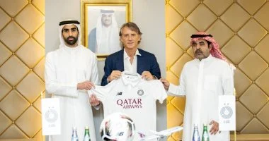 السد القطرى يعلن تعاقده مع مانشينى رسمياً