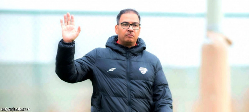 الغدير: الأخضر يحتاج الانسجام.. وأبو الشامات ليس استعراضيا
                                                2025.11.16 | 02:56 pm
                                                أكد المدرب السعودي يوسف الغدير، أن تجربة الأخضر أمام كوت ديفوار كانت ممتازة وحققت الهدف منها وهو الوقوف على جاهزية غالبية اللاعبين وقدرتهم على تنفيذ فكر المدرب، مشيرًا إلى أن المنتخب بهذه العناصر يحتاج إلى لعب أكبر عدد  ...