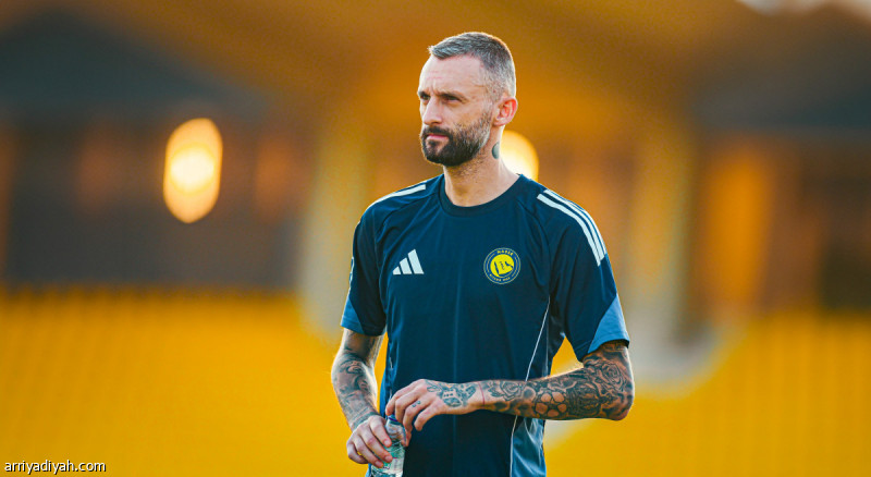 بروزو لا يستبعد أوروبا
                                                2025.11.16 | 10:30 pm
                                                أبدى الكرواتي مارسيلو بروزوفيتش، لاعب وسط فريق النصر الأول لكرة القدم، عدم ممانعته العودةَ إلى أوروبا، وفق ما كشف عنه لـ «الرياضية» مصدرٌ مقرَّبٌ من اللاعب.
وينتهي عقد بروزوفيتش مع النصر بنهاية الموسم الجاري، ولم تفتح  ...