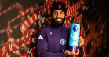 بريان مبيومو يتوج بجائزة لاعب شهر أكتوبر في الدوري الإنجليزي