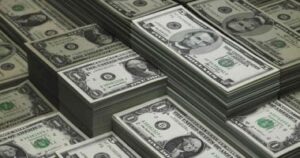 تراجع سعر الدولار أمام الجنيه اليوم الإثنين في كل البنوك