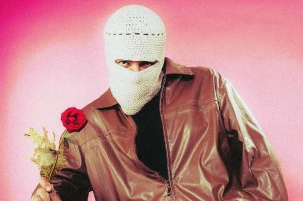 «التذاكر بتخلص».. توليت يستعد لحفل ديسمبر في القاهرة