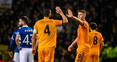 رينجرز ضد روما.. الذئاب يفوز بثنائية فى الدوري الأوروبي.. فيديو