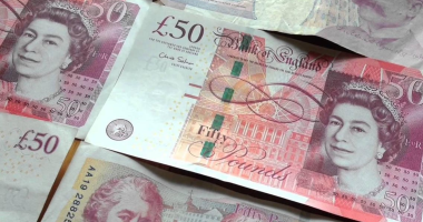 سعر الجنيه الاسترليني اليوم الجمعة 7-11-2025 فى البنوك