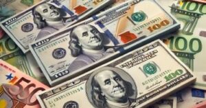 تعرف على سعر الجنيه المصري أمام سلة العملات العالمية