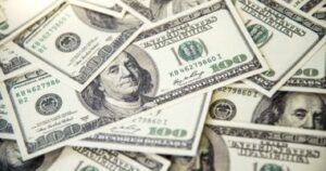 سعر الدولار اليوم الأحد فى بنك قناة السويس 47.30 جنيه للشراء