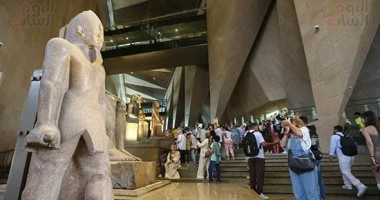 ما هي الفئات التي يمكنها زيارة المتحف المصري الكبير مجانا