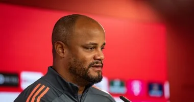 كومباني: مباراة البايرن ضد سانت باولي صعبة.. ولا توجد لدينا إصابات