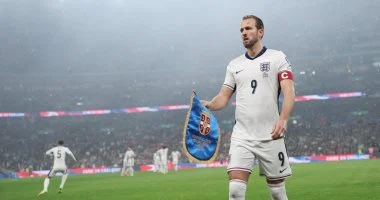 ألبانيا ضد إنجلترا.. كين يكتب التاريخ ويتجاوز بيليه