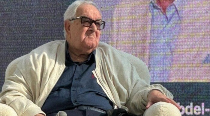 محمد عبد العزيز في ندوة تكريمه بمهرجان القاهرة السينمائي 46: «لا أستحق كل هذه الحفاوة.. والكوميديا هي اللي جاتلي»