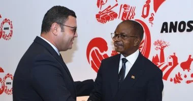 وزير الإسكان يُشارك في احتفالية مرور 50 عامًا على استقلال جمهورية أنجولا