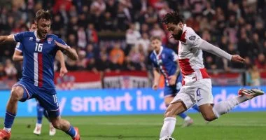 منتخب كرواتيا يتأهل الي كأس العالم بعد الفوز علي جزر فاروه بثلاثية