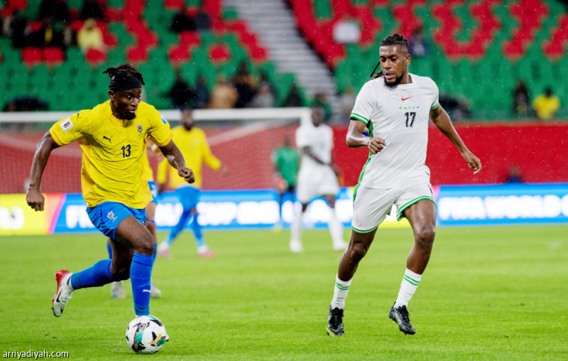 نيجيريا تعبر إلى نهائي الملحق.. وإيكونج يشارك
                                                2025.11.13 | 10:28 pm
                                                سحق المنتخب النيجيري الأول لكرة القدم منافسه الجابوني 4ـ1، الخميس، على ملعب مولاي الحسن في الرباط، العاصمة المغربية، وصعد إلى نهائي ملحق تصفيات إفريقيا المؤهلة لكأس العالم، بمشاركة محدودة لمدافعه ويليم تروست إيكونج،  ...