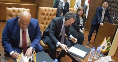 أيمن العشرى: أكثر من 700 ألف تاجر وصانع ومؤدي خدمة بغرفة القاهرة التجارية