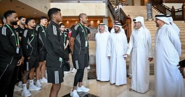 كأس العرب 2025.. رئيس اللجنة المنظمة يزور بعثة الإمارات قبل مواجهة مصر