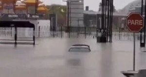 الفيضانات والسيول تجتاح إسرائيل وتغلق عدة شوارع ومناطق.. فيديو