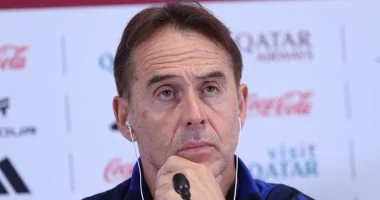 كأس العرب 2025.. لوبيتيجي يعلن انتهاء مشوار مدافع قطر بسبب الإصابة