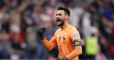 لوس أنجلوس يمدد عقد الفرنسى هوجو لوريس