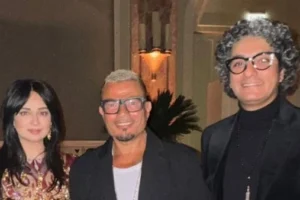 هبة مجدي تخطف الأنظار برفقة زوجها وعمرو دياب في ظهور رمضاني مميز