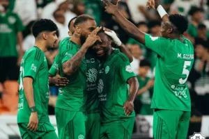 الأهلي يؤجل طرح تذاكر مواجهة الهلال في نصف نهائي كأس خادم الحرمين الشريفين